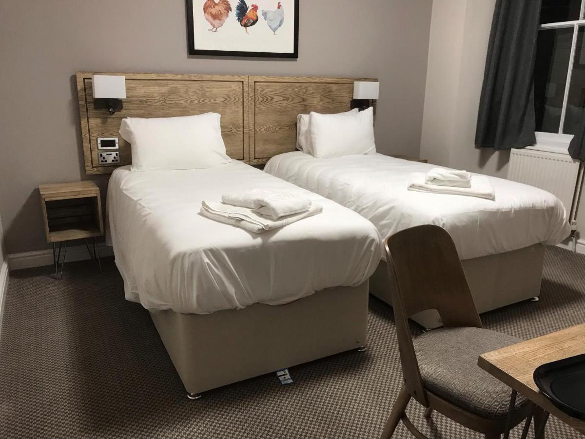 Markets Tavern Hotel Брекон Экстерьер фото