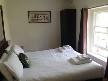 Markets Tavern Hotel Брекон Экстерьер фото